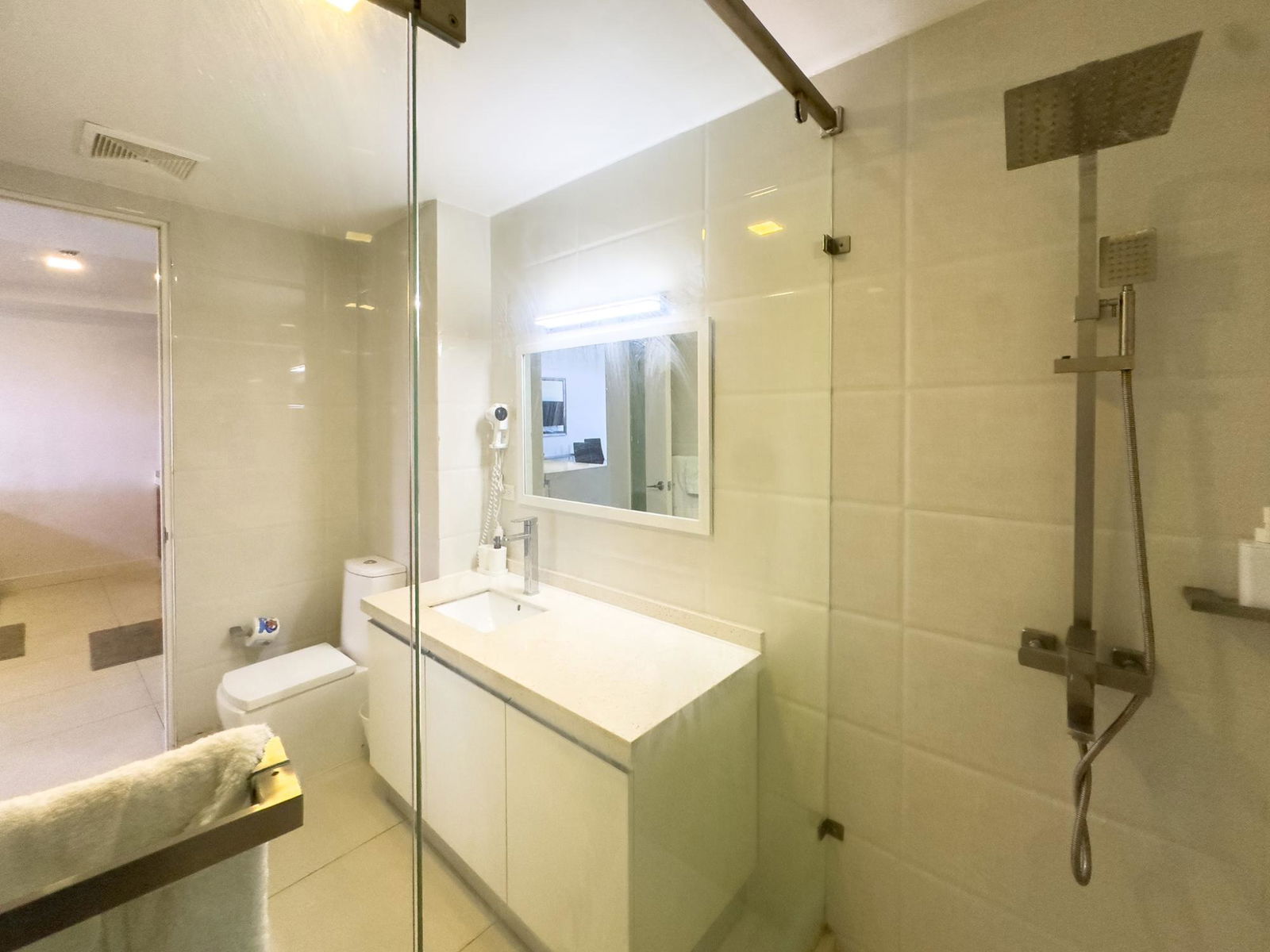 Modern-1-Bed-Apartment-for-Sale-at-20-South-Kingston-Jamaica Ninth image of 308-20 South Avenue in Kingston 10, St. Andrew, Jamaica - property is For Sale