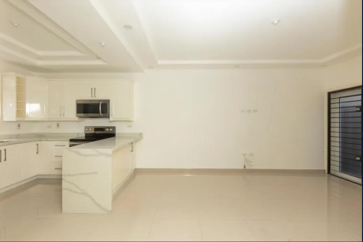 Ninth image of 13-5 Charlemont Avenue Kingsto in Kingston 6, St. Andrew, Jamaica - property is For Rent