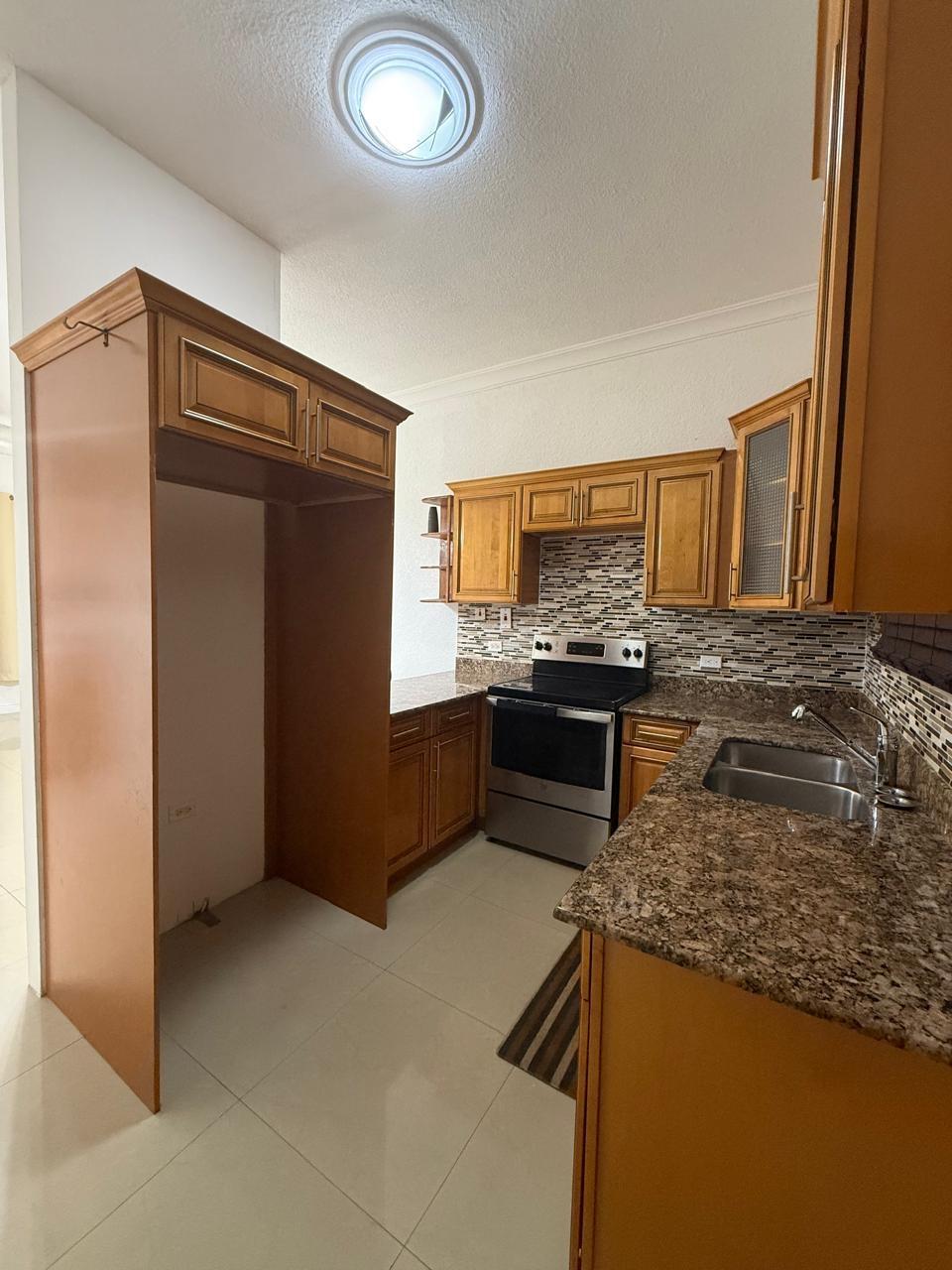 Thirteenth image of Apt. 2-23 1/2 Elizabeth Avenue in Kingston 10, St. Andrew, Jamaica - property is For Rent
