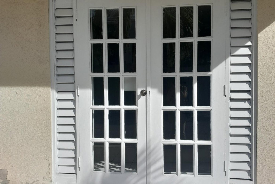 Seventh image of 312-6 Surbiton Road in Kingston 10, St. Andrew, Jamaica - property is For Rent