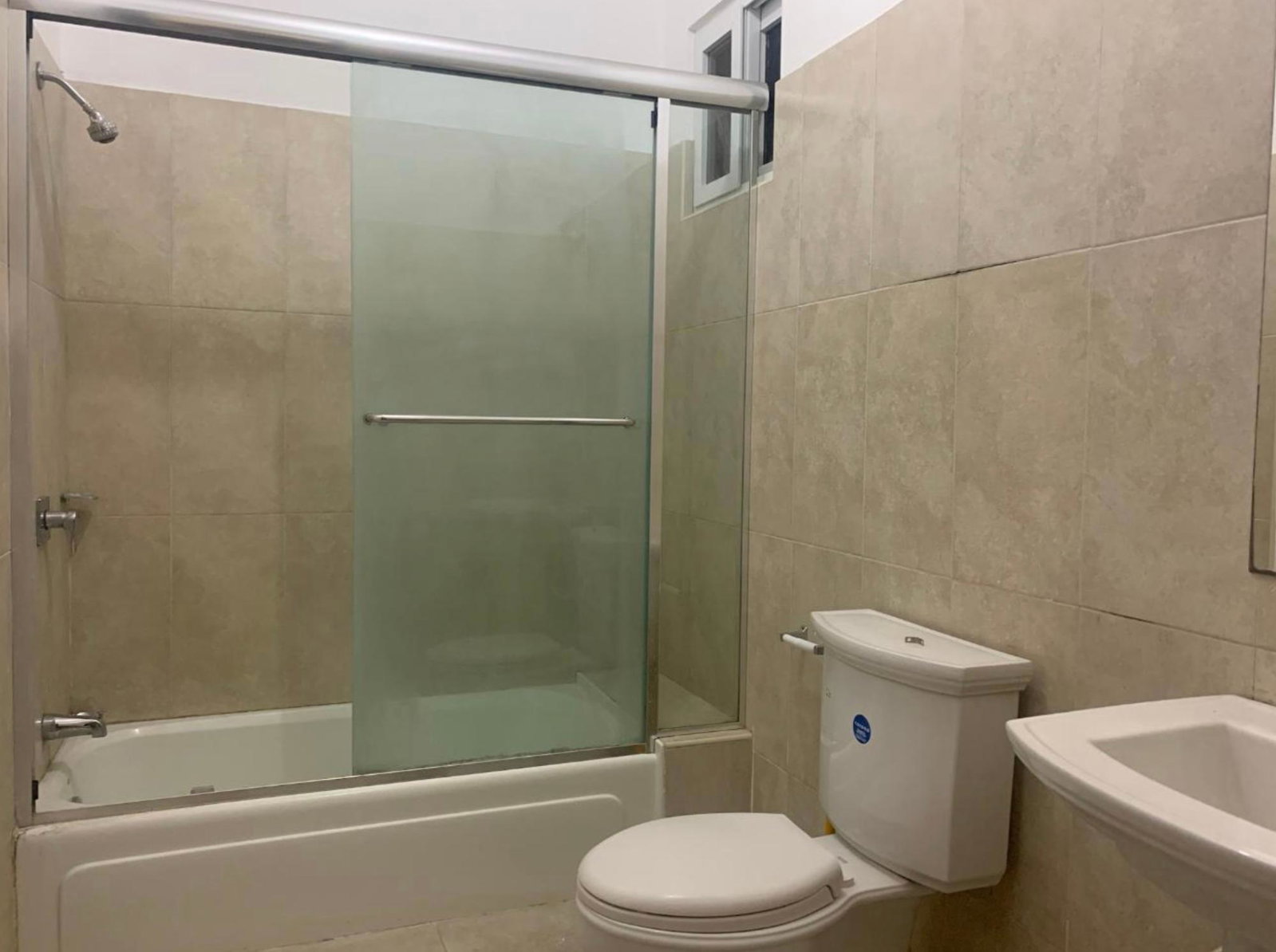 Tenth image of 8 Washington Drive in Kingston 10, St. Andrew, Jamaica - property is For Sale