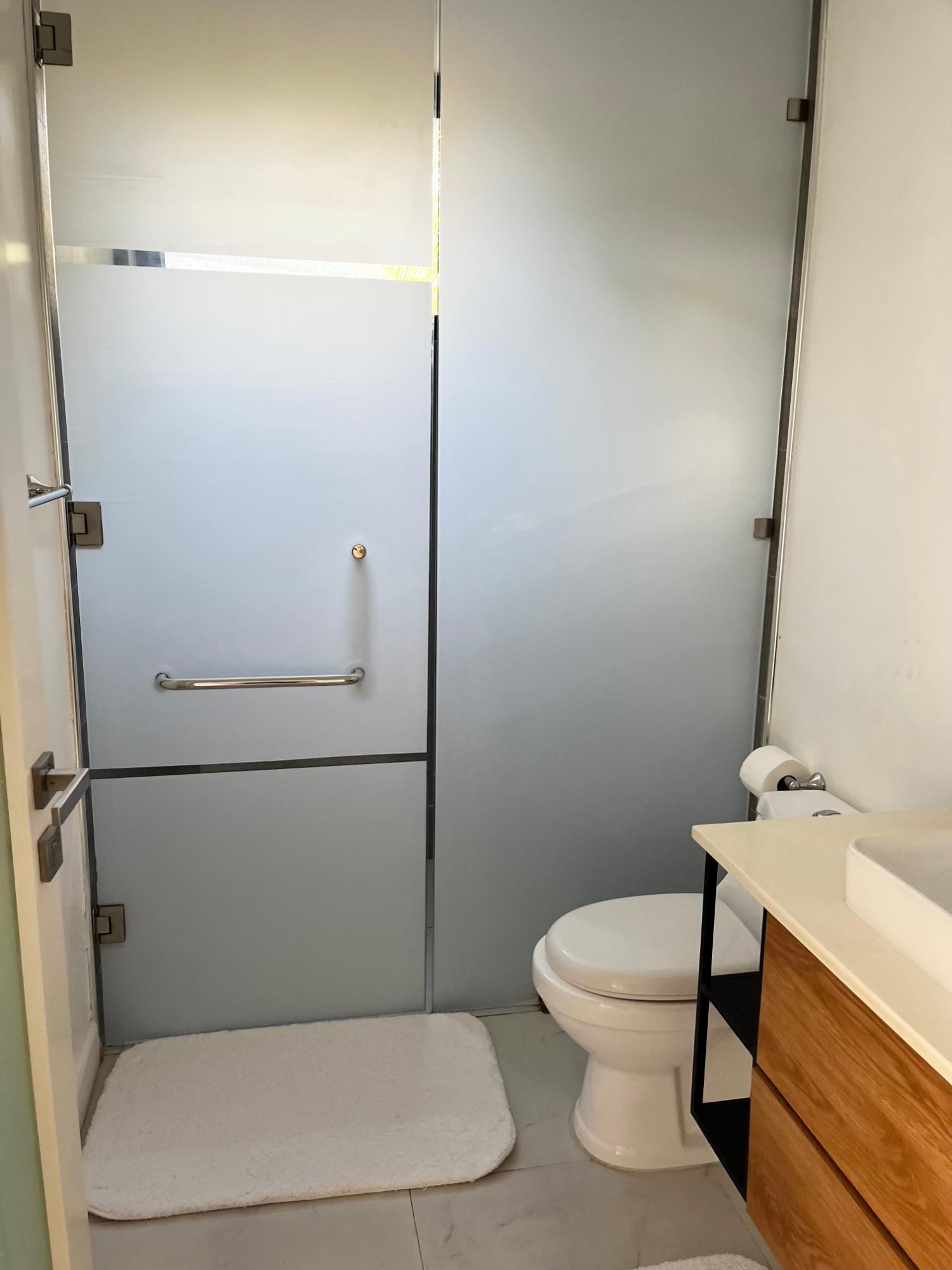 Modern-1-Bedroom-Apartment-for-Sale-in-Paradise-Bay-Reading-Montego-Bay Thirteenth image of 17- Reading Pen in Reading, St. James, Jamaica - property is For Sale