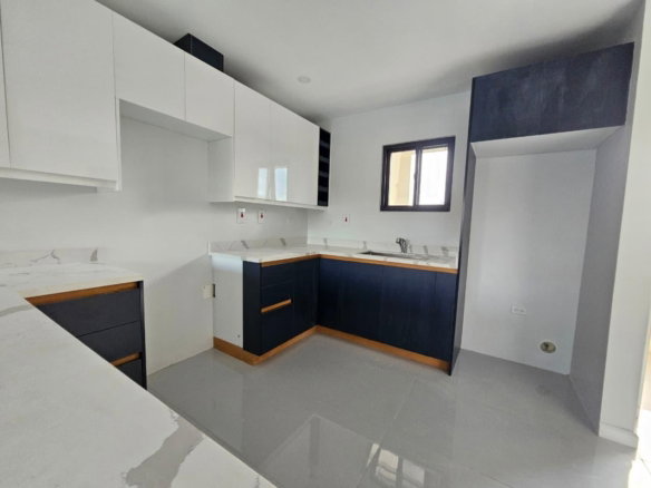 First image of 402-12 Dulwich Avenue, Kgn 8 in Kingston 8, St. Andrew, Jamaica - property is For Sale