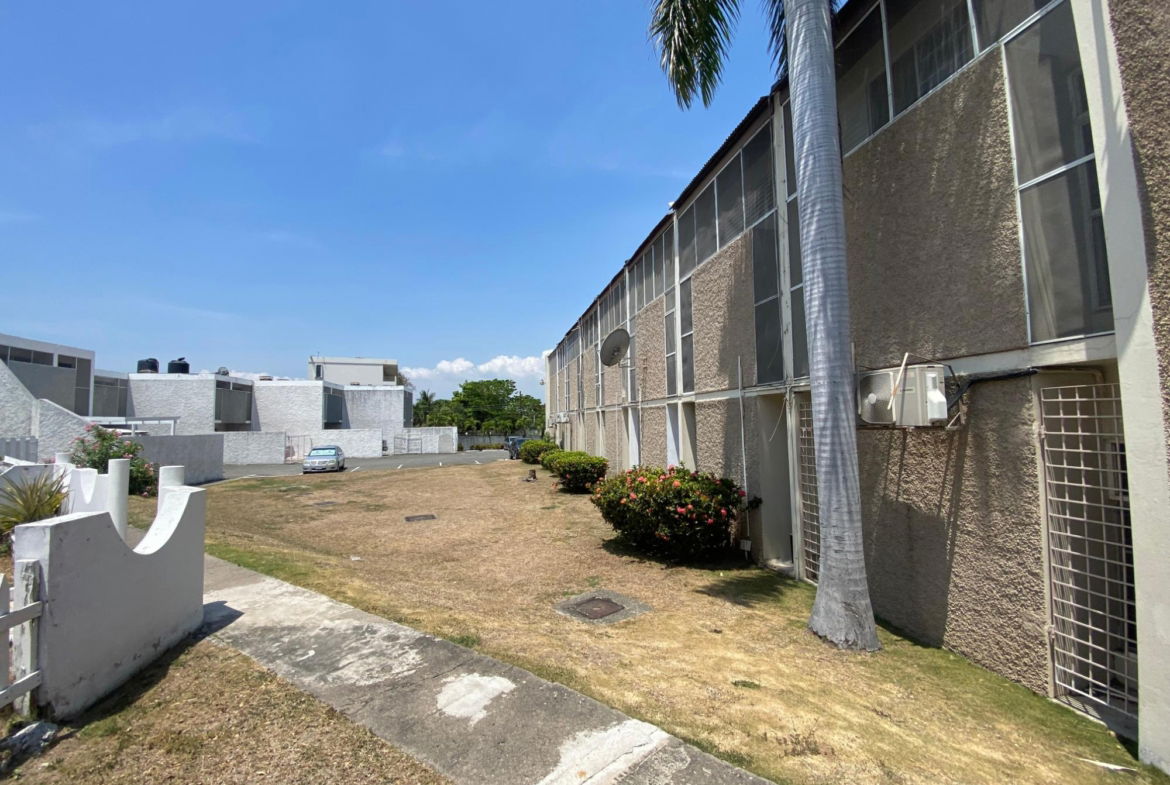 Fifteenth image of 13-5 West Kings House Road in Kingston 10, St. Andrew, Jamaica - property is For Rent