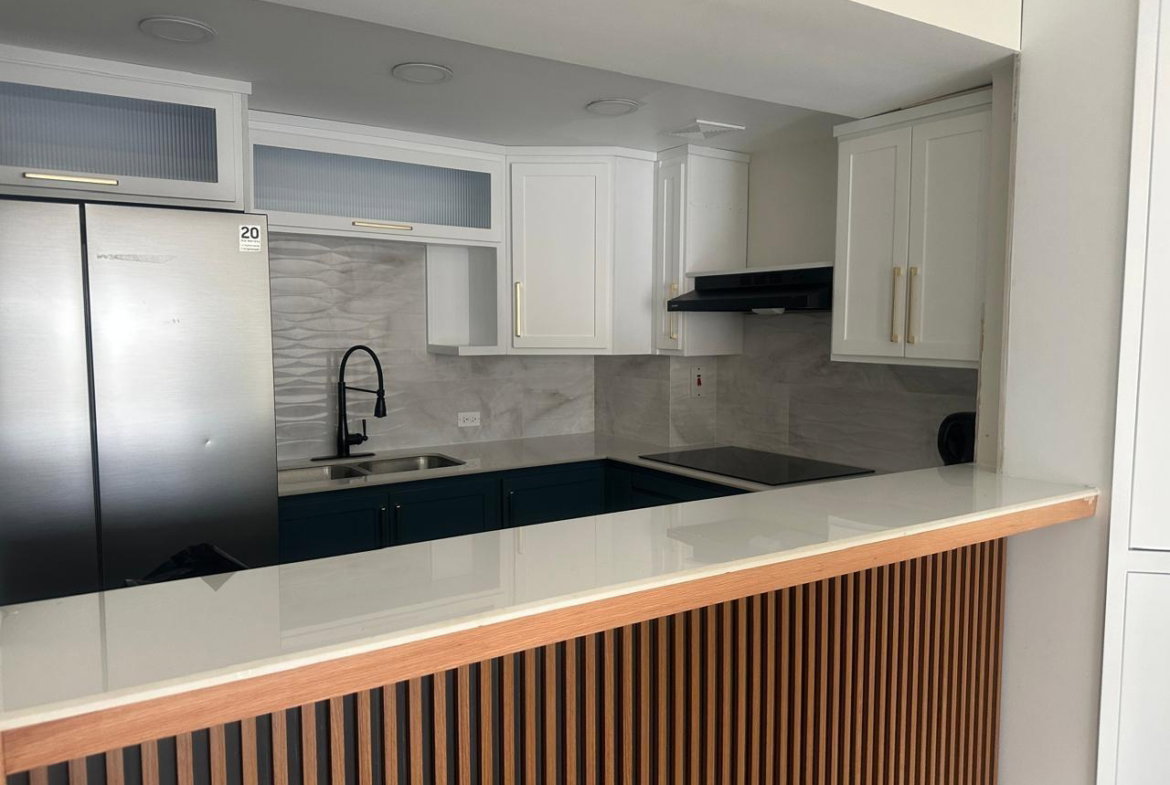 Second image of 3g- Ocean Towers, Ocean Blvd in KINGSTON, Kingston, Jamaica - property is For Rent