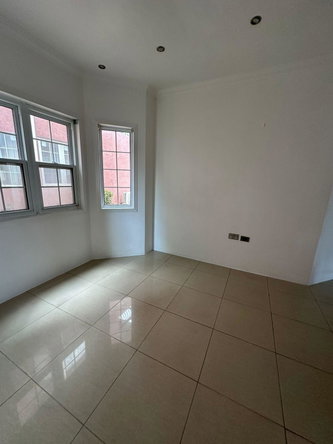 Fifth image of E102-15 Liguanea Avenue in Kingston 6, St. Andrew, Jamaica - property is For Rent