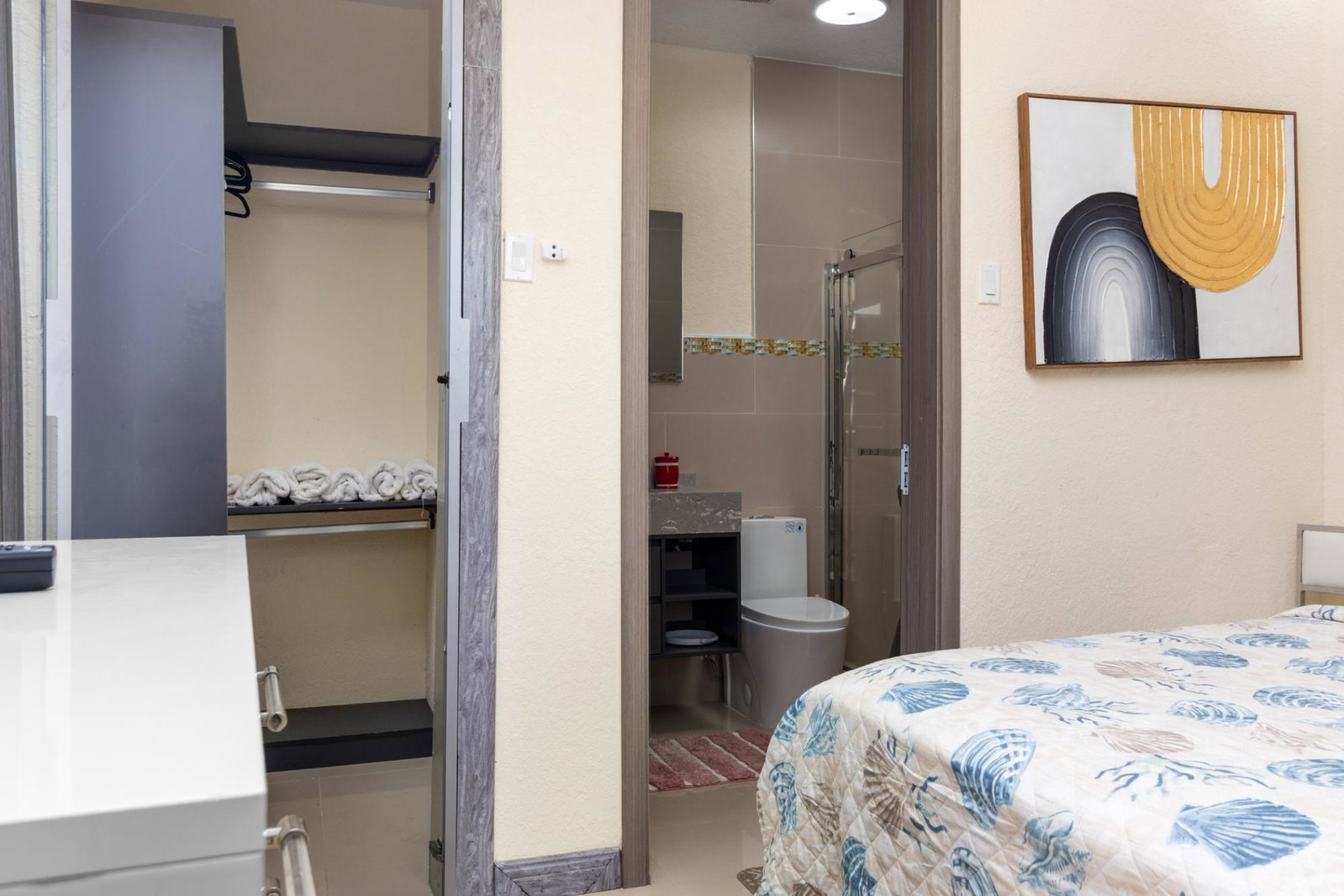 Eleventh image of 19-6 Wellington Drive in Kingston 6, St. Andrew, Jamaica - property is For Rent