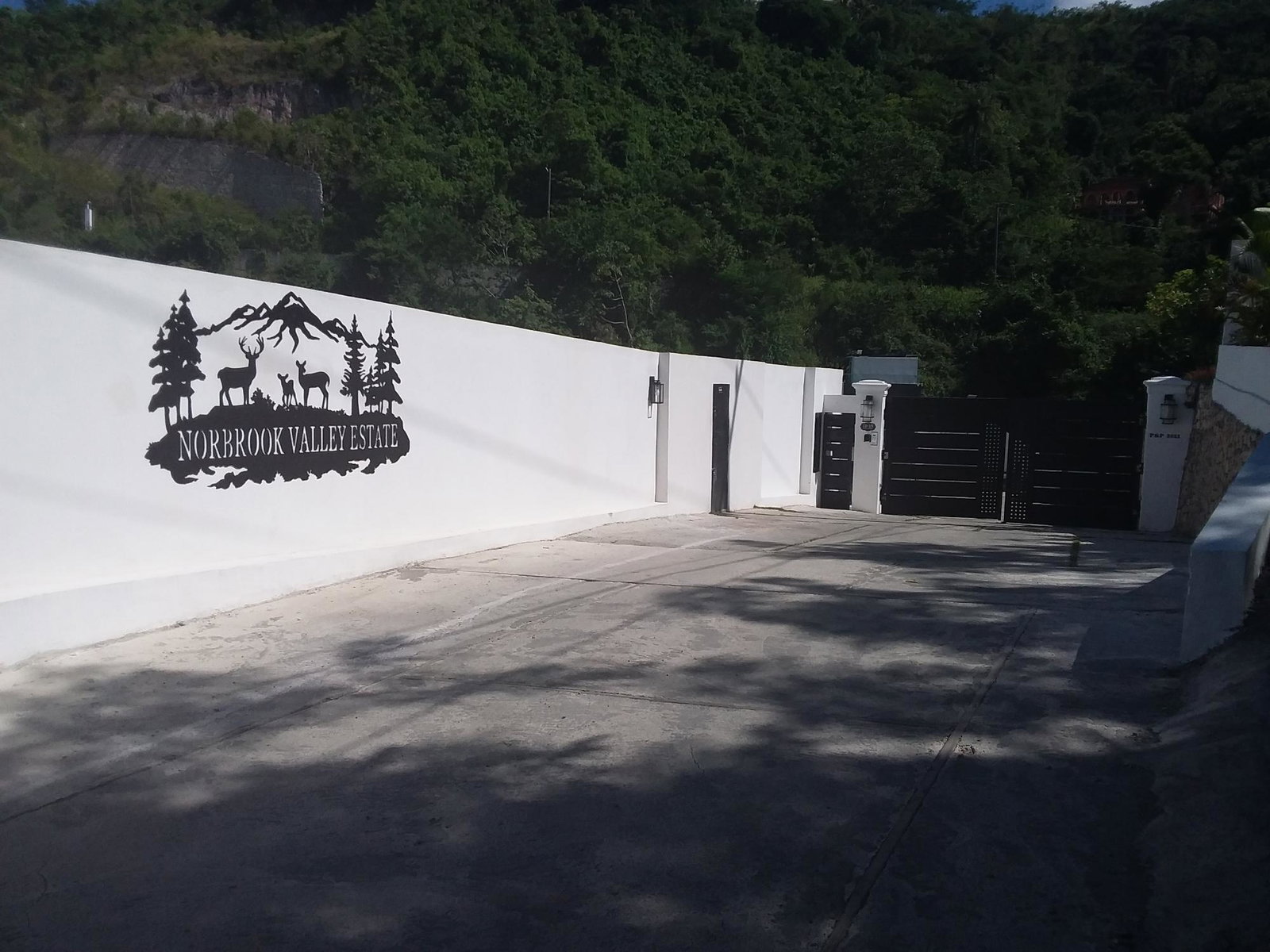 Eighteenth image of 2-11-13 Hill Road in Kingston 8, St. Andrew, Jamaica - property is For Rent