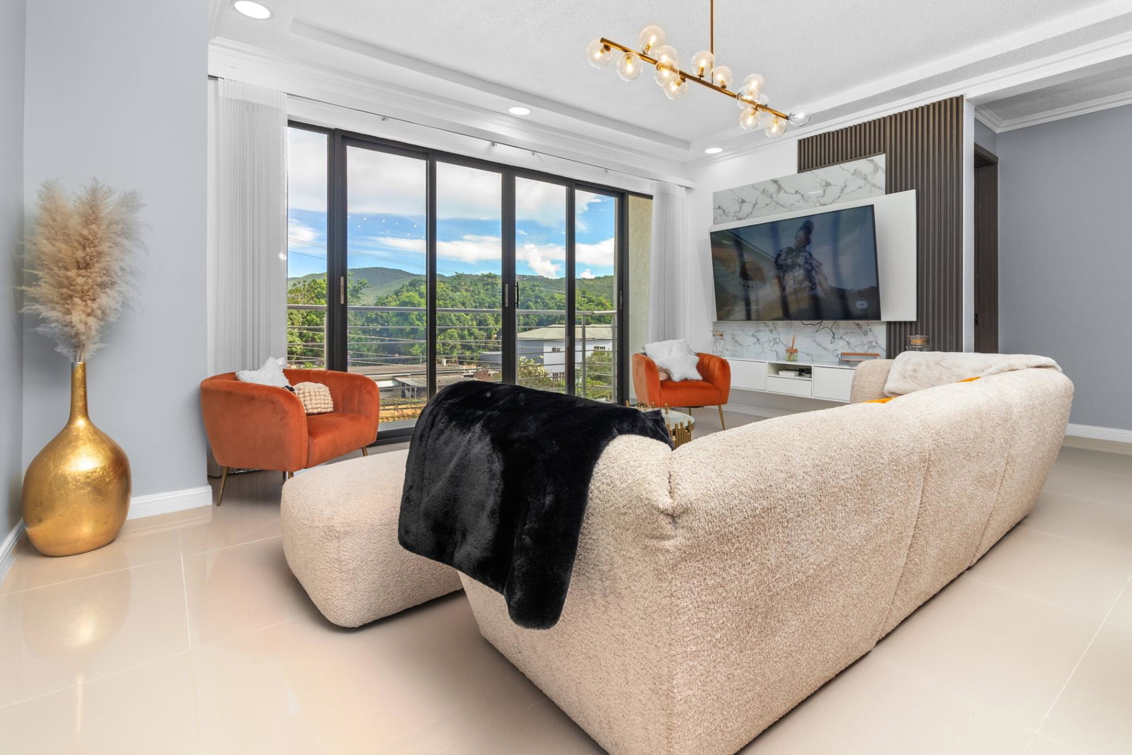 Tenth image of 10-6 Wellington Drive in Kingston 6, St. Andrew, Jamaica - property is For Sale