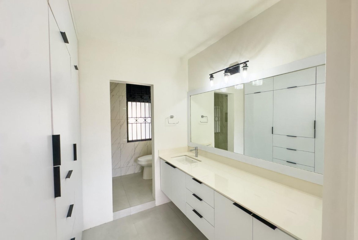 Sixth image of Apt 24-6 Welwyn Avenue in Kingston 6, St. Andrew, Jamaica - property is For Rent