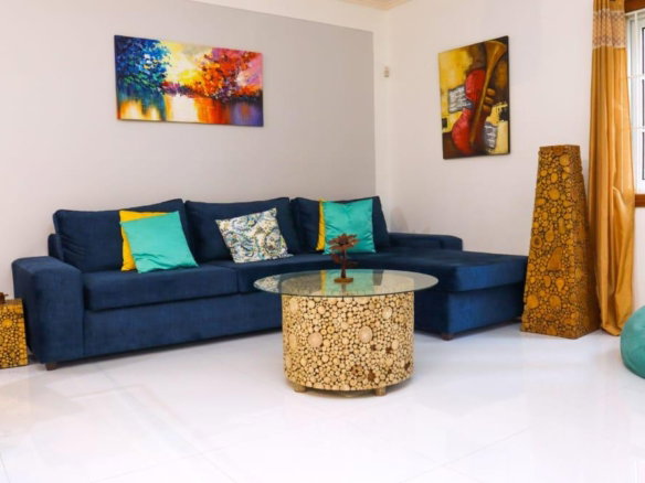 First image of 5-9a Liguanea Avenue in Kingston 6, St. Andrew, Jamaica - property is For Rent