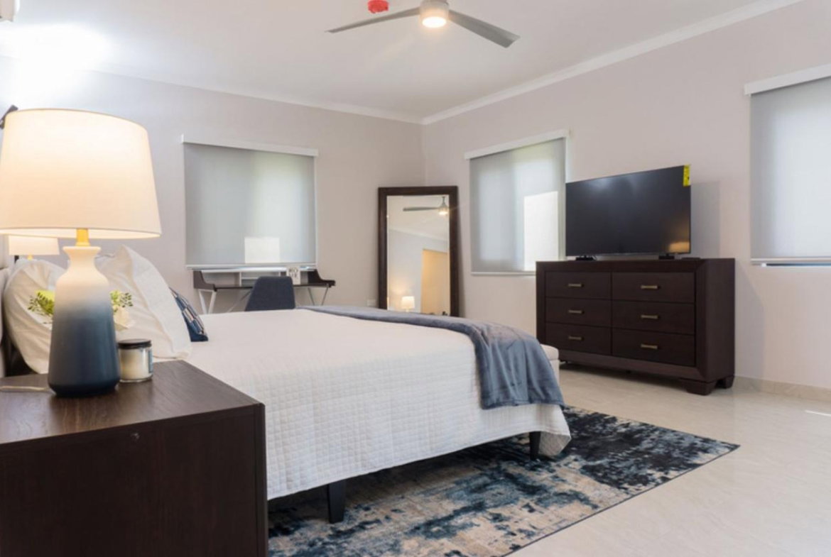Eighteenth image of 22c-1a Tavistock Terrace, Kingst in Kingston 6, St. Andrew, Jamaica - property is For Rent