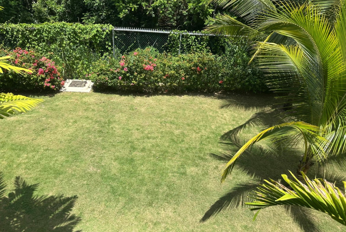 Twenty-Seventh image of 25-27 Millsborough Avenue in Kingston 6, St. Andrew, Jamaica - property is For Rent