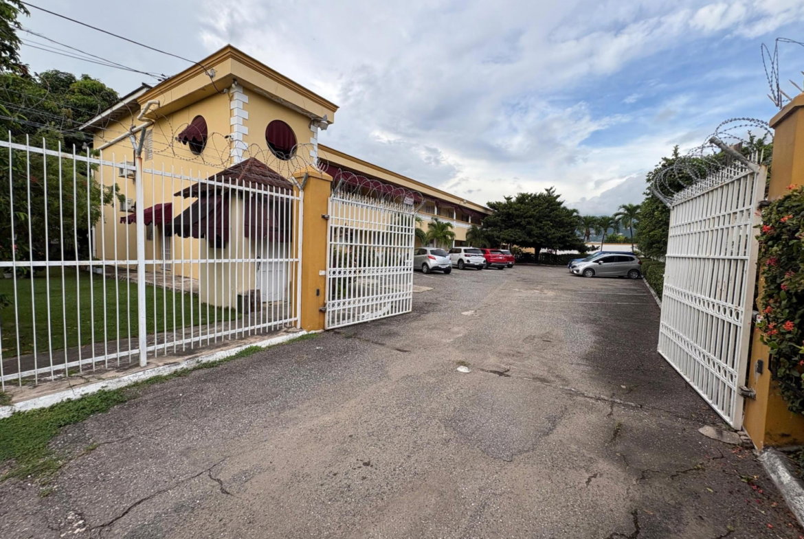 Fourteenth image of 12-3 Sandhurst Terrace in Kingston 6, St. Andrew, Jamaica - property is For Rent