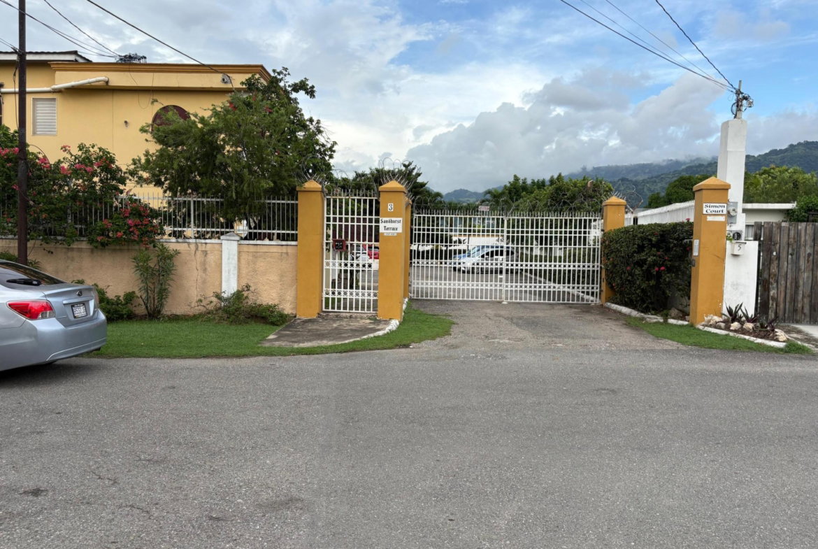 Fifteenth image of 12-3 Sandhurst Terrace in Kingston 6, St. Andrew, Jamaica - property is For Rent