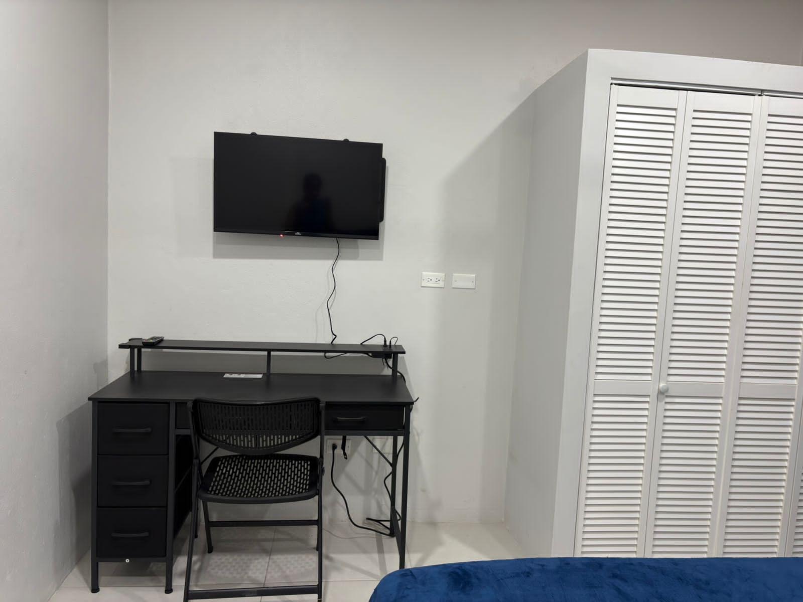 Sixth image of 12-3 Sandhurst Terrace in Kingston 6, St. Andrew, Jamaica - property is For Rent