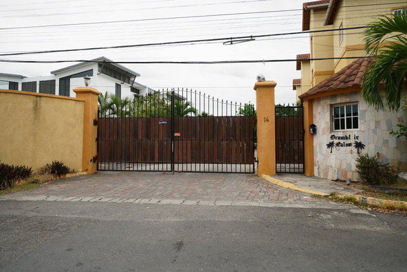 Thirteenth image of 14 Washington Drive in Kingston 10, St. Andrew, Jamaica - property is For Rent