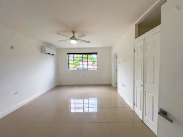 Seventeenth image of Apt 5-11 1/2 Charlemont Avenue in Kingston 6, St. Andrew, Jamaica - property is For Rent
