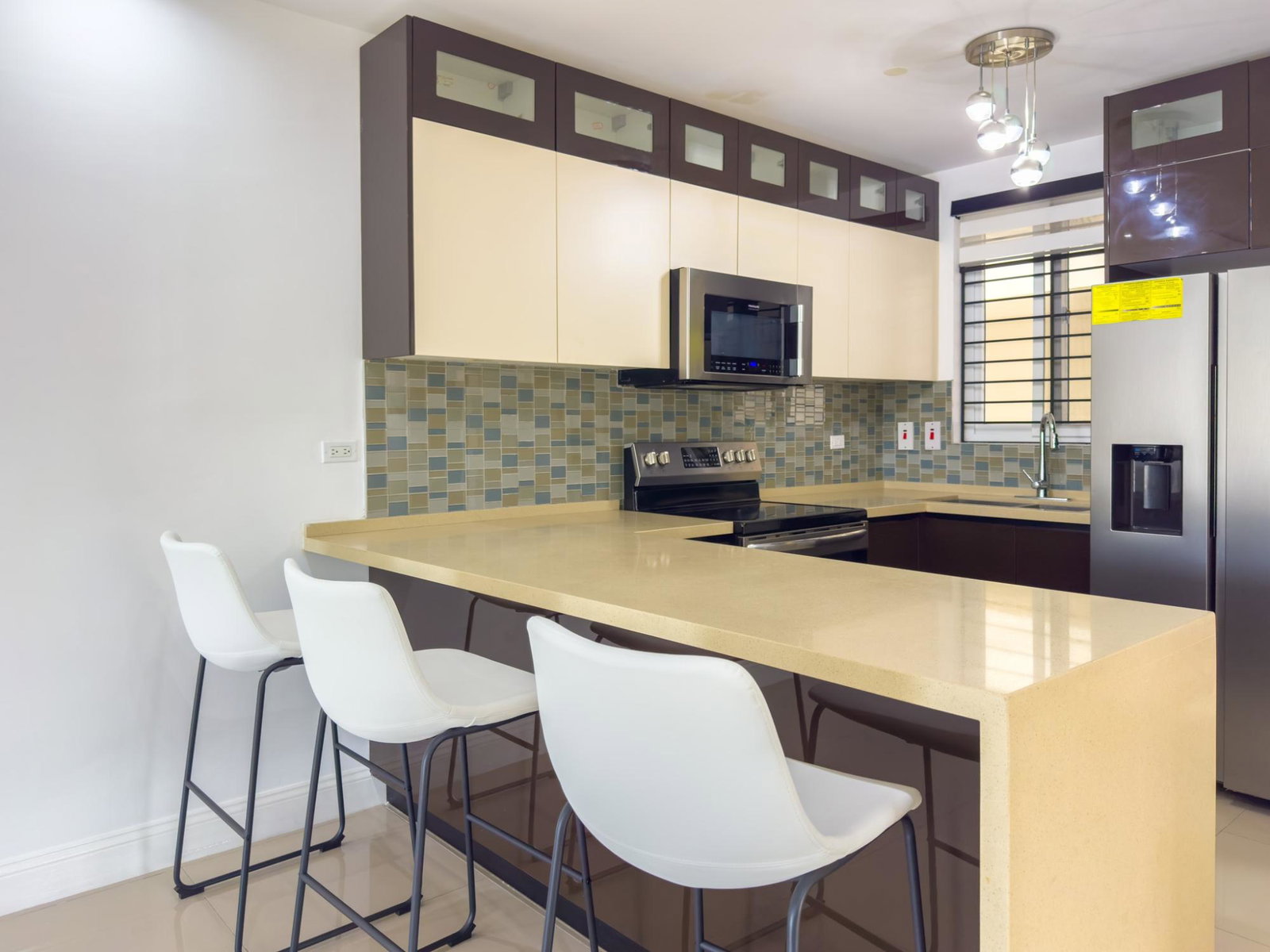 Third image of Apt 5-11 1/2 Charlemont Avenue in Kingston 6, St. Andrew, Jamaica - property is For Rent