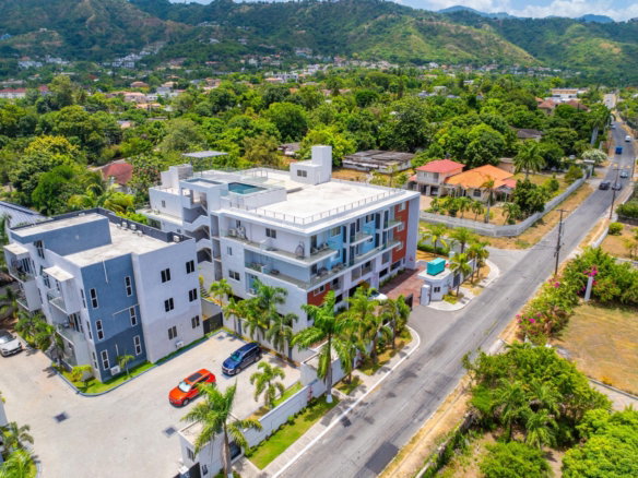 First image of Apt 5-11 1/2 Charlemont Avenue in Kingston 6, St. Andrew, Jamaica - property is For Rent