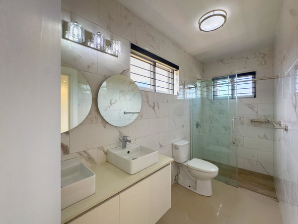 Eighth image of Apt 5-11 1/2 Charlemont Avenue in Kingston 6, St. Andrew, Jamaica - property is For Rent