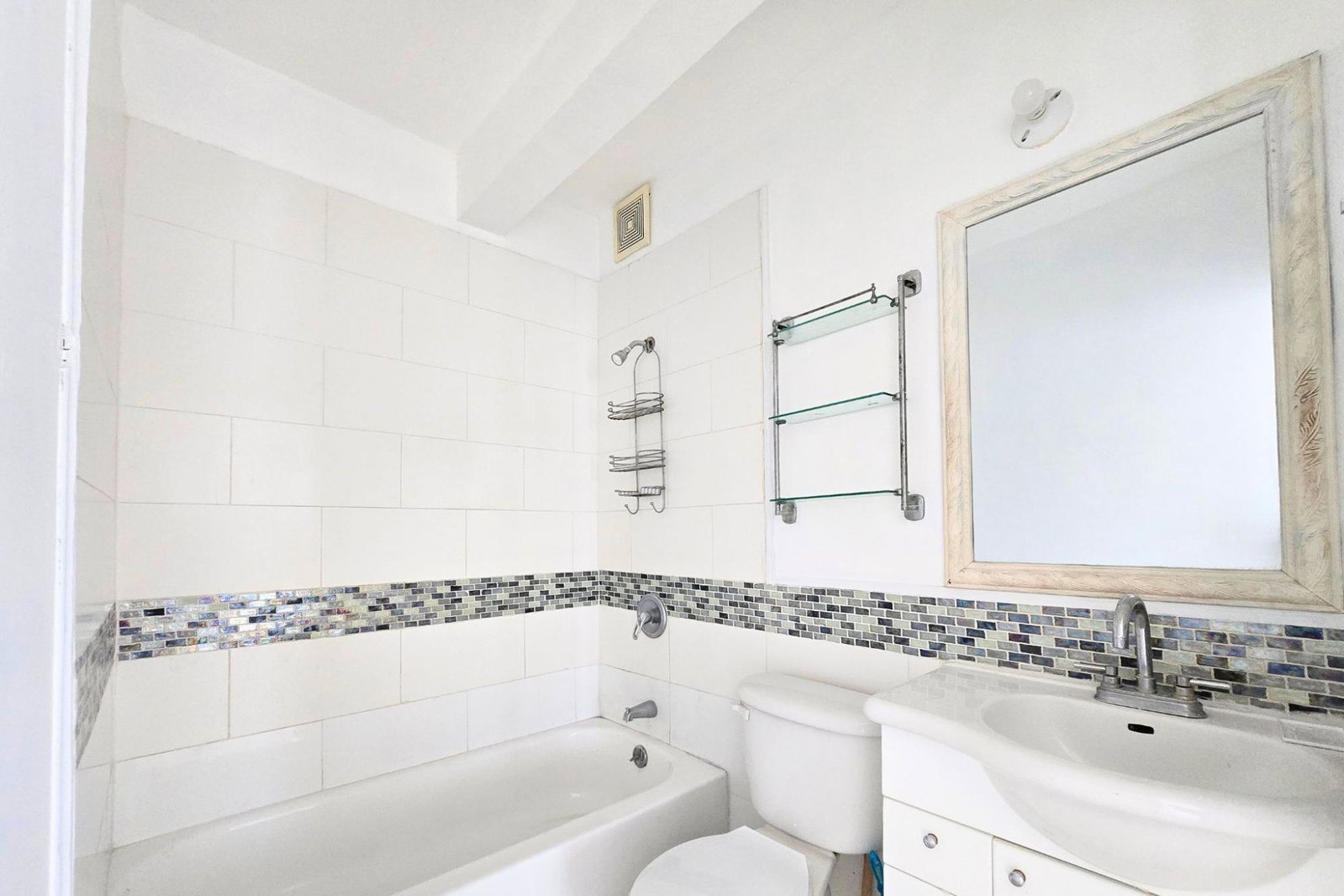 Eighth image of 21-7 Surbiton Road in Kingston 10, St. Andrew, Jamaica - property is For Rent
