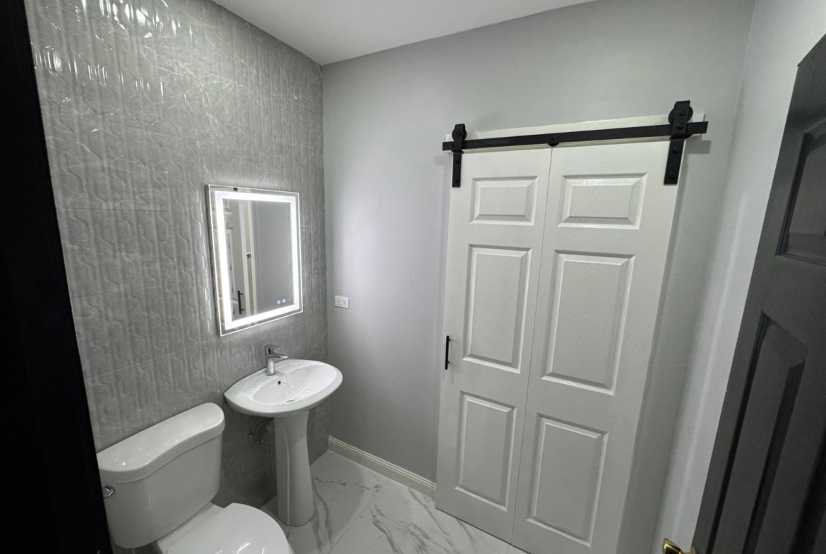 Seventh image of 1 Argyle Road, Kingston 5 in Kingston 5, St. Andrew, Jamaica - property is For Rent