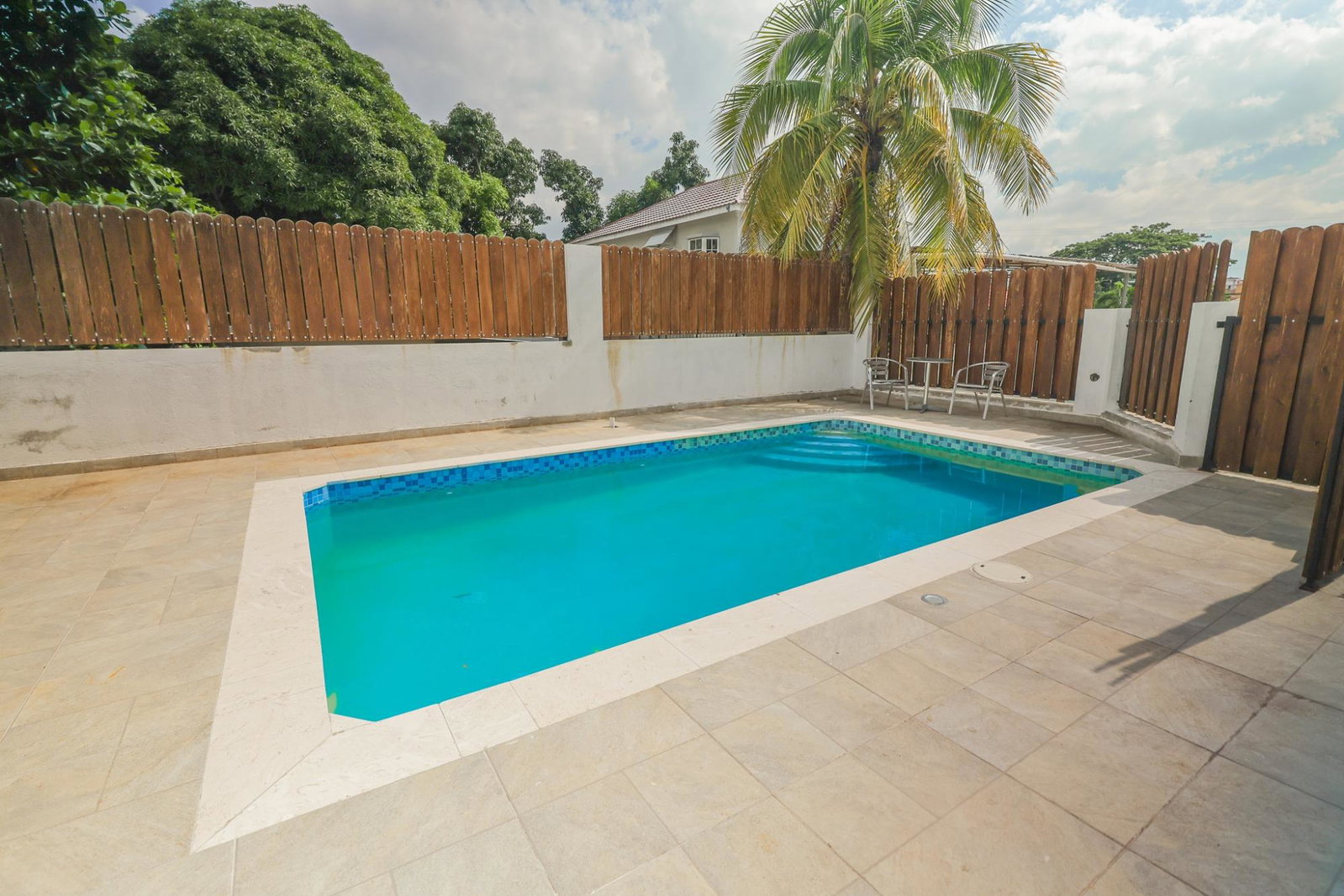Fourth image of 11-12 St. Michael's Terrace in Kingston 6, St. Andrew, Jamaica - property is For Sale