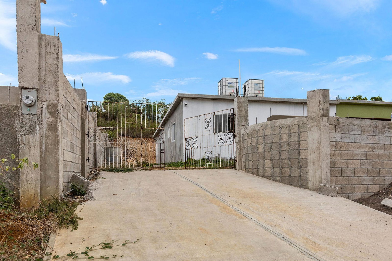 First image of 160 Portview Avenue in Old Harbour, St. Catherine, Jamaica - property is For Rent