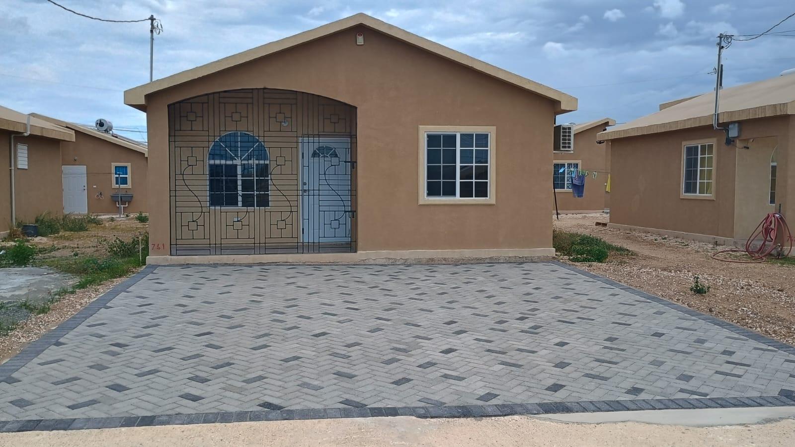 Third image of 741- Phoenix Park Phase ii in Greater Portmore, St. Catherine, Jamaica - property is For Rent