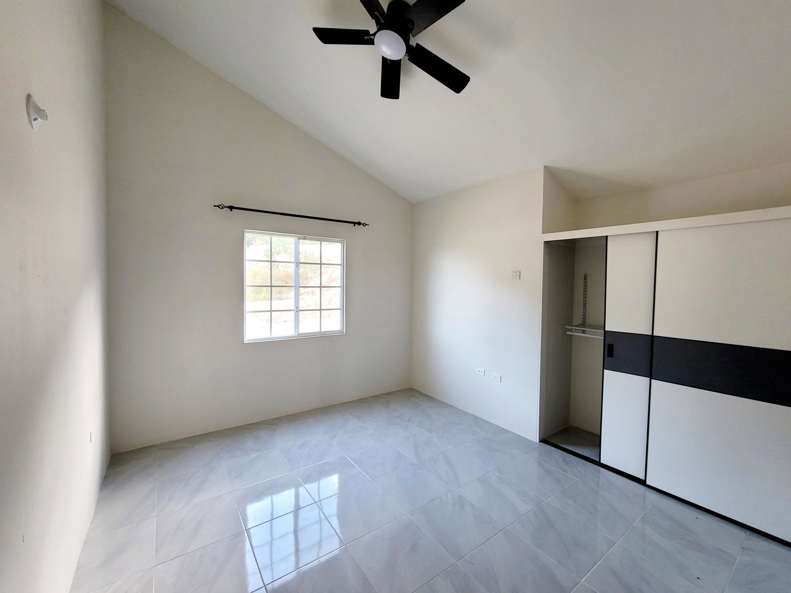 Eleventh image of 445 Camelot Village in Discovery Bay, St. Ann, Jamaica - property is For Rent