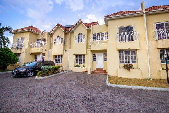 Twenty-Third image of 4-10 Clieveden Avenue in Kingston 6, St. Andrew, Jamaica - property is For Rent