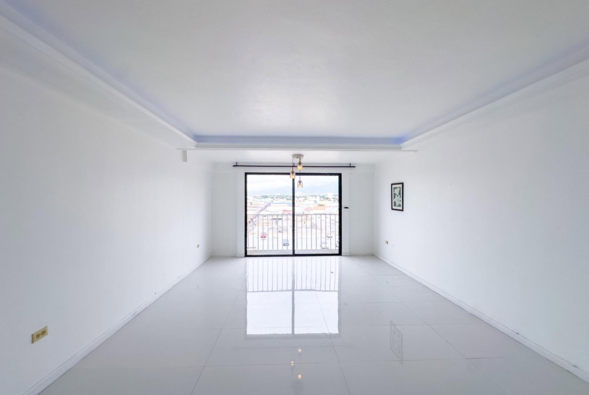 Eleventh image of 8h-8 Ocean Boulevard in KINGSTON, Kingston, Jamaica - property is For Rent