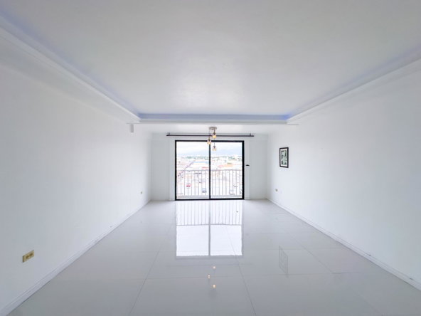 Eleventh image of 8h-8 Ocean Boulevard in KINGSTON, Kingston, Jamaica - property is For Rent