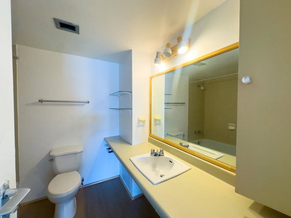 Twelfth image of 8h-8 Ocean Boulevard in KINGSTON, Kingston, Jamaica - property is For Rent