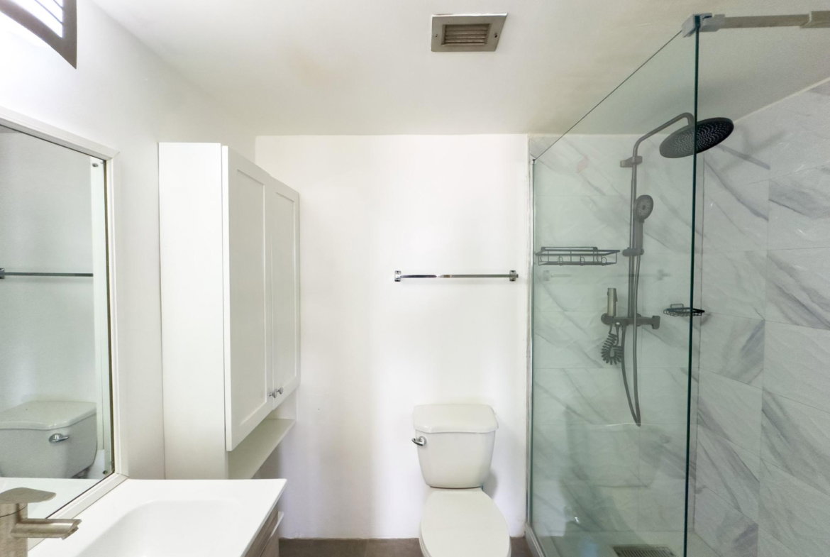 Fifteenth image of 8h-8 Ocean Boulevard in KINGSTON, Kingston, Jamaica - property is For Rent