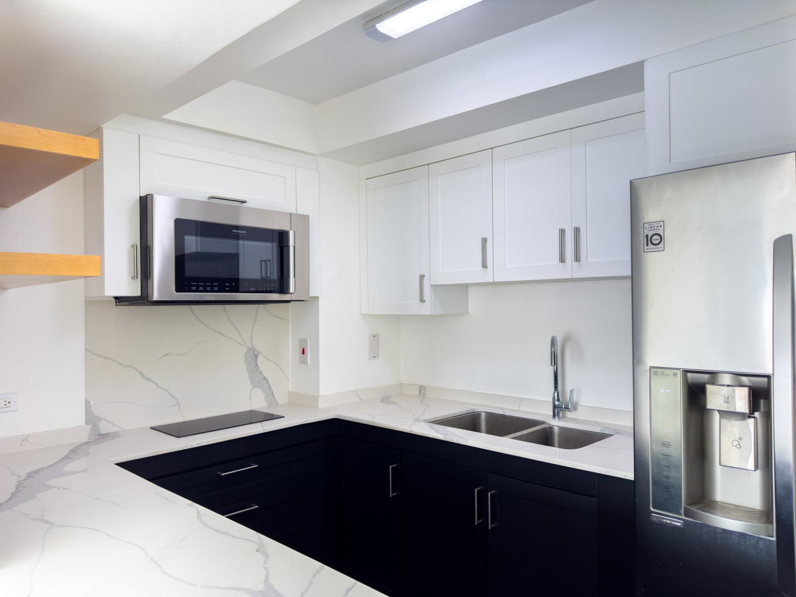 Third image of 8h-8 Ocean Boulevard in KINGSTON, Kingston, Jamaica - property is For Rent