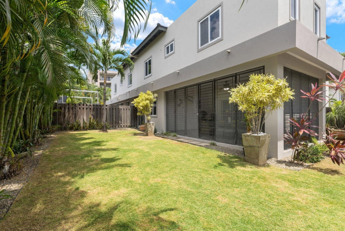 Fifteenth image of 1-2 Cherry Hill Drive in Kingston 8, St. Andrew, Jamaica - property is For Rent