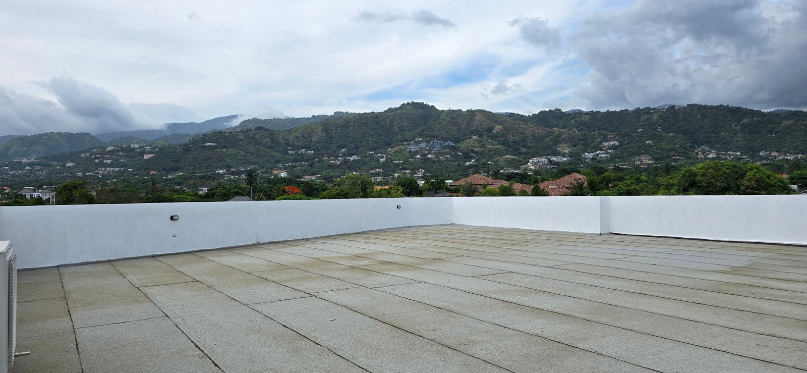 Twenty-Ninth image of Apt 14-12 st Micheals Terrace in Kingston 6, St. Andrew, Jamaica - property is For Rent