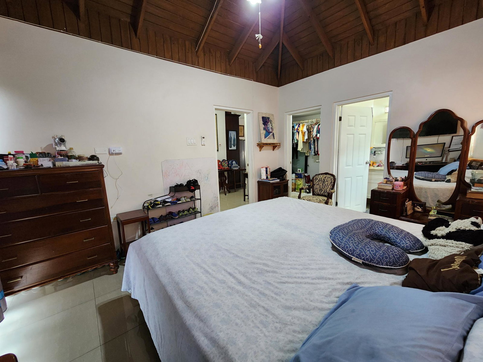 Modern-3-Bedroom-Apartment-for-Sale-in-St.-Andrew-Jamaica-9-2-Fairdene-Avenue Seventeenth image of 9-2 Fairdene Avenue in Kingston 19, St. Andrew, Jamaica - property is For Sale