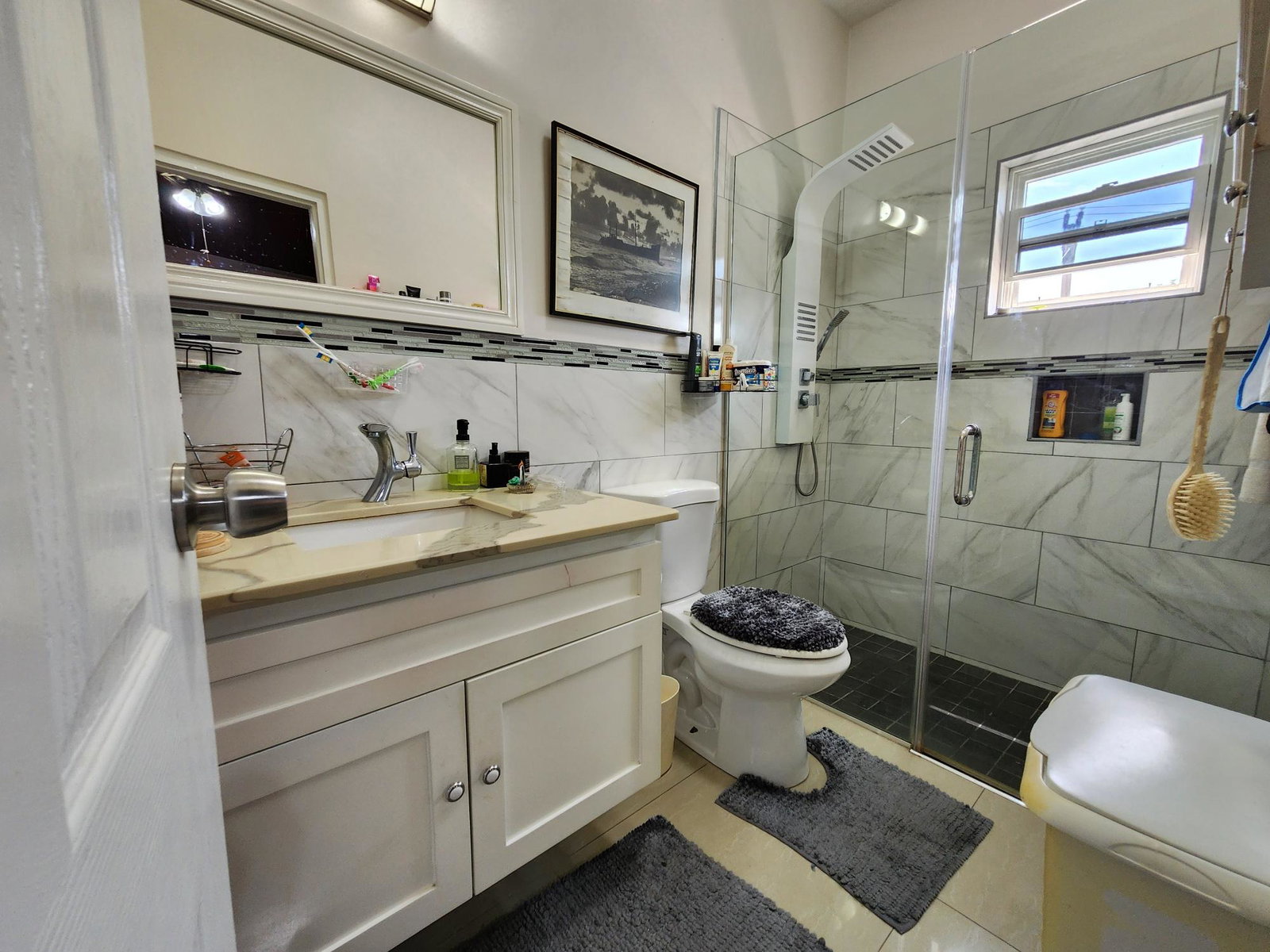 Modern-3-Bedroom-Apartment-for-Sale-in-St.-Andrew-Jamaica-9-2-Fairdene-Avenue Nineteenth image of 9-2 Fairdene Avenue in Kingston 19, St. Andrew, Jamaica - property is For Sale