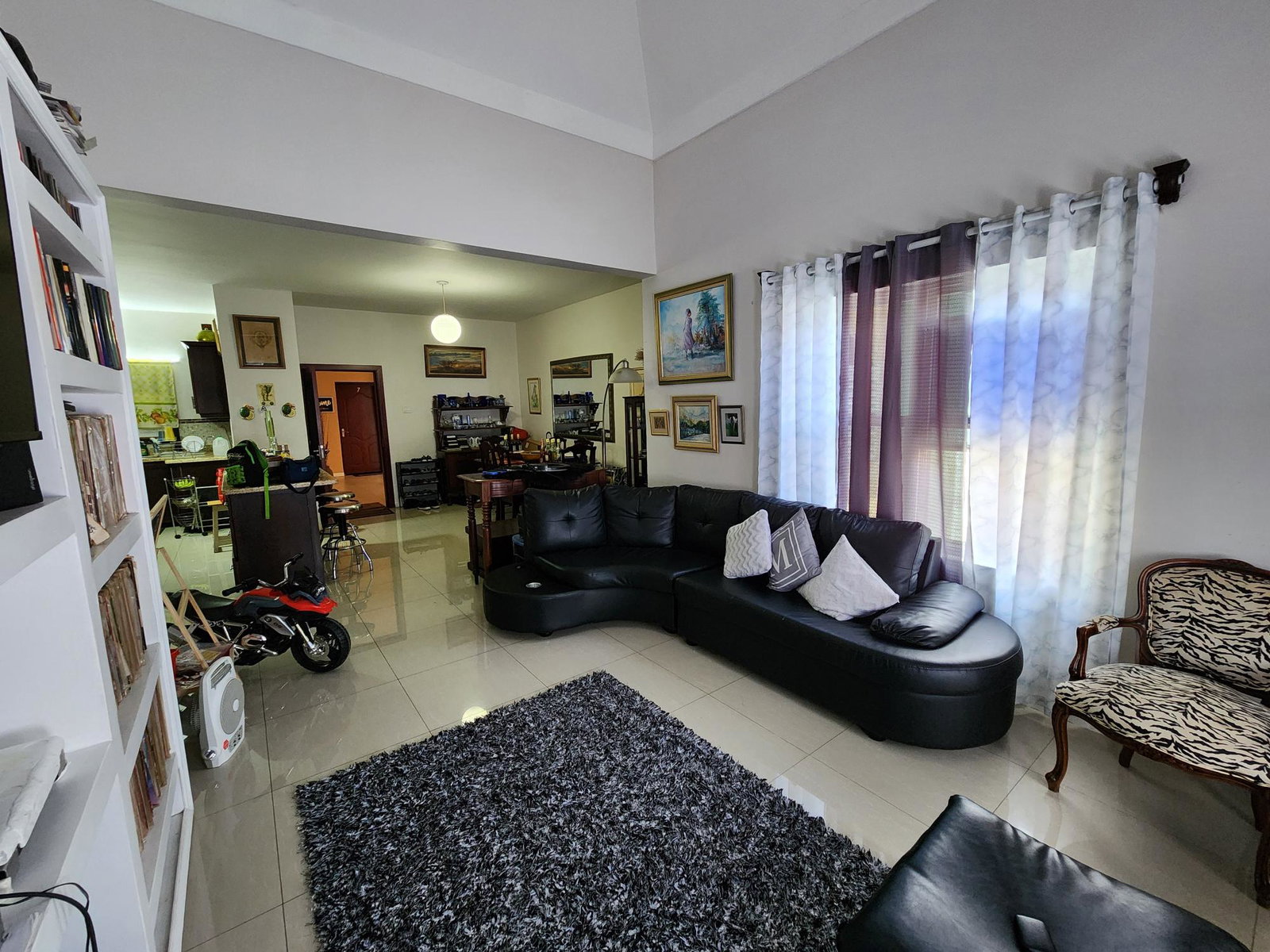 Modern-3-Bedroom-Apartment-for-Sale-in-St.-Andrew-Jamaica-9-2-Fairdene-Avenue Seventh image of 9-2 Fairdene Avenue in Kingston 19, St. Andrew, Jamaica - property is For Sale