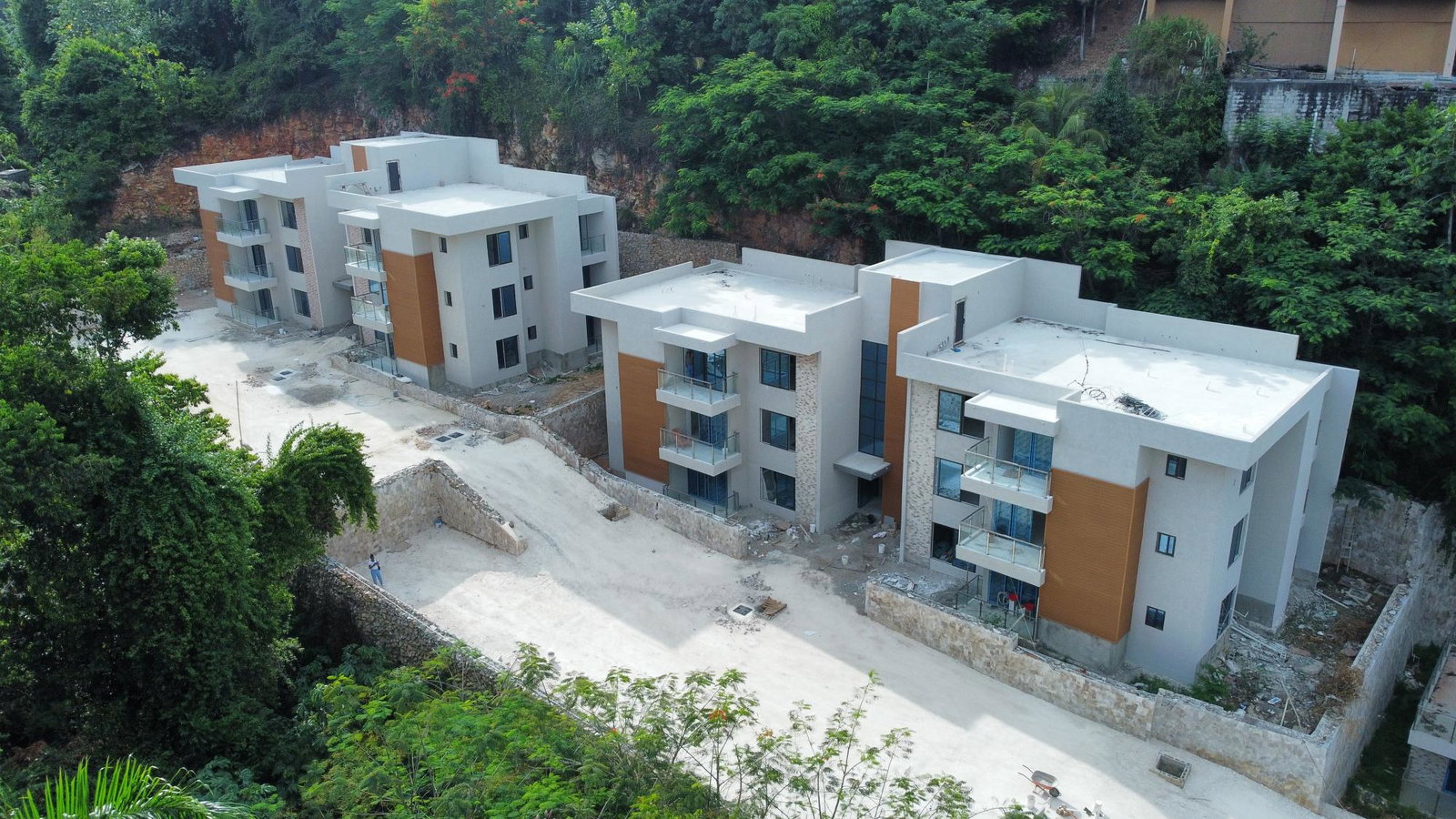 Thirtieth image of 4b- Valley Close in Kingston 9, St. Andrew, Jamaica - property is For Sale