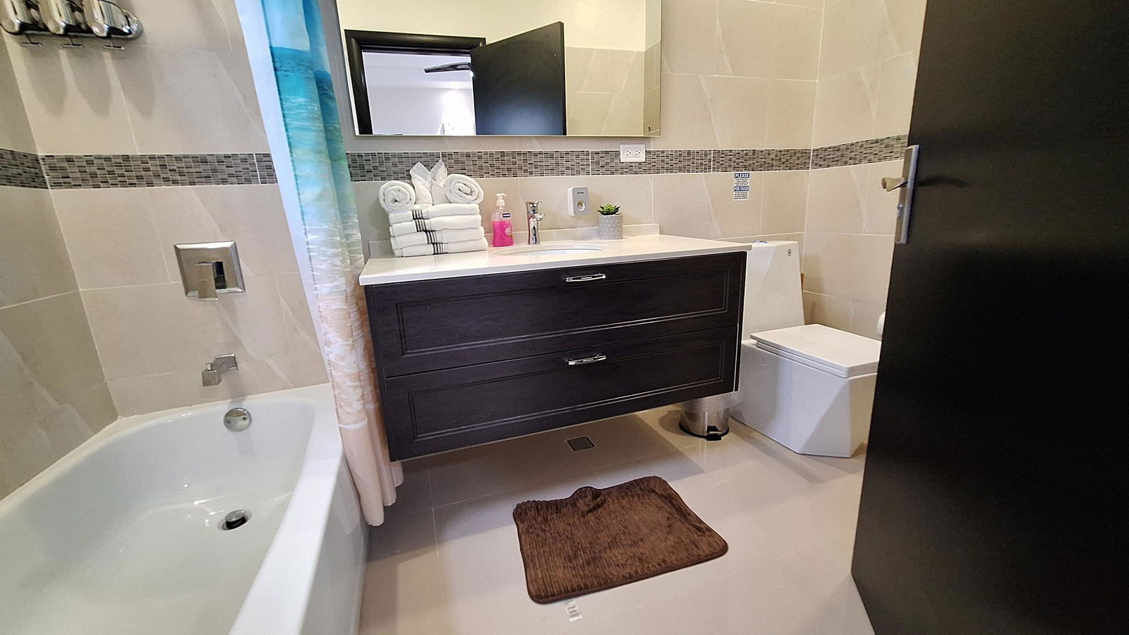 Modern-3-Bedroom-Home-for-Sale-in-Pyramid-Point-Ocho-Rios-St.-Ann Nineteenth image of 29-29 Pyramid Point in Ocho Rios, St. Ann, Jamaica - property is For Sale