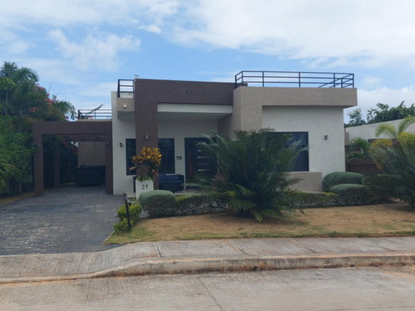 First image of 29-29 Pyramid Point in Ocho Rios, St. Ann, Jamaica - property is For Sale