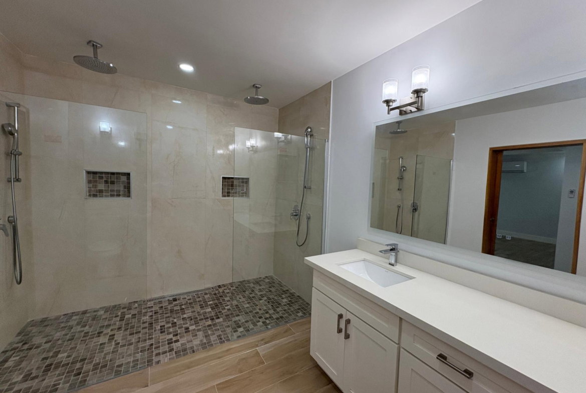 Eleventh image of 4 Ebony Glades in Kingston 8, St. Andrew, Jamaica - property is For Rent
