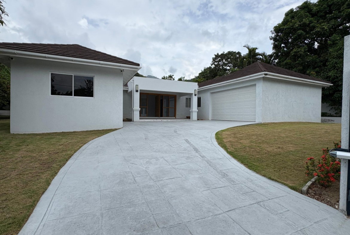 First image of 4 Ebony Glades in Kingston 8, St. Andrew, Jamaica - property is For Rent