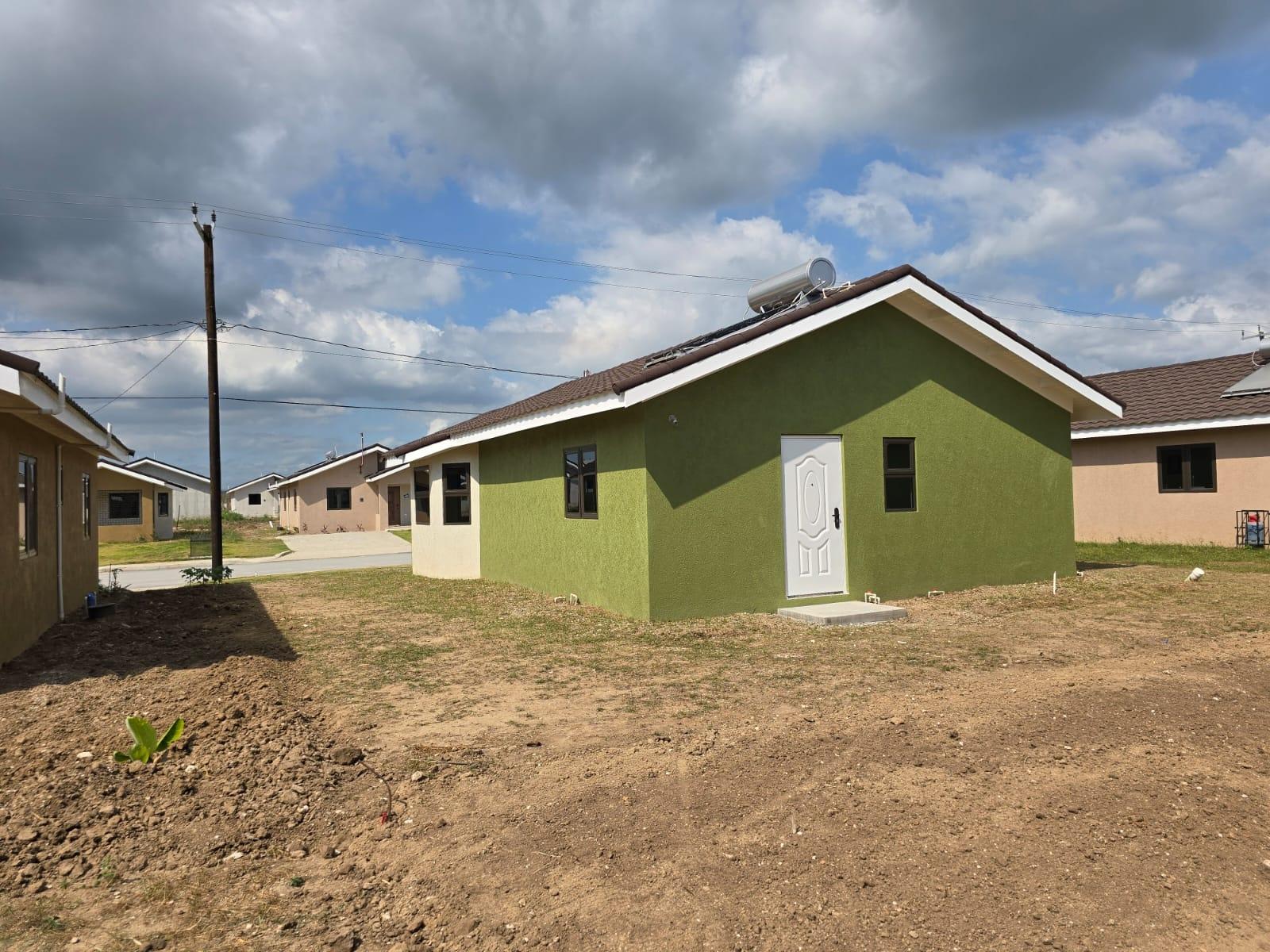 Nineteenth image of 433 Oak Estate in Portmore Pines, St. Catherine, Jamaica - property is For Rent