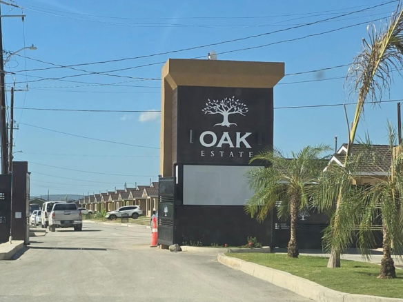 First image of 433 Oak Estate in Portmore Pines, St. Catherine, Jamaica - property is For Rent