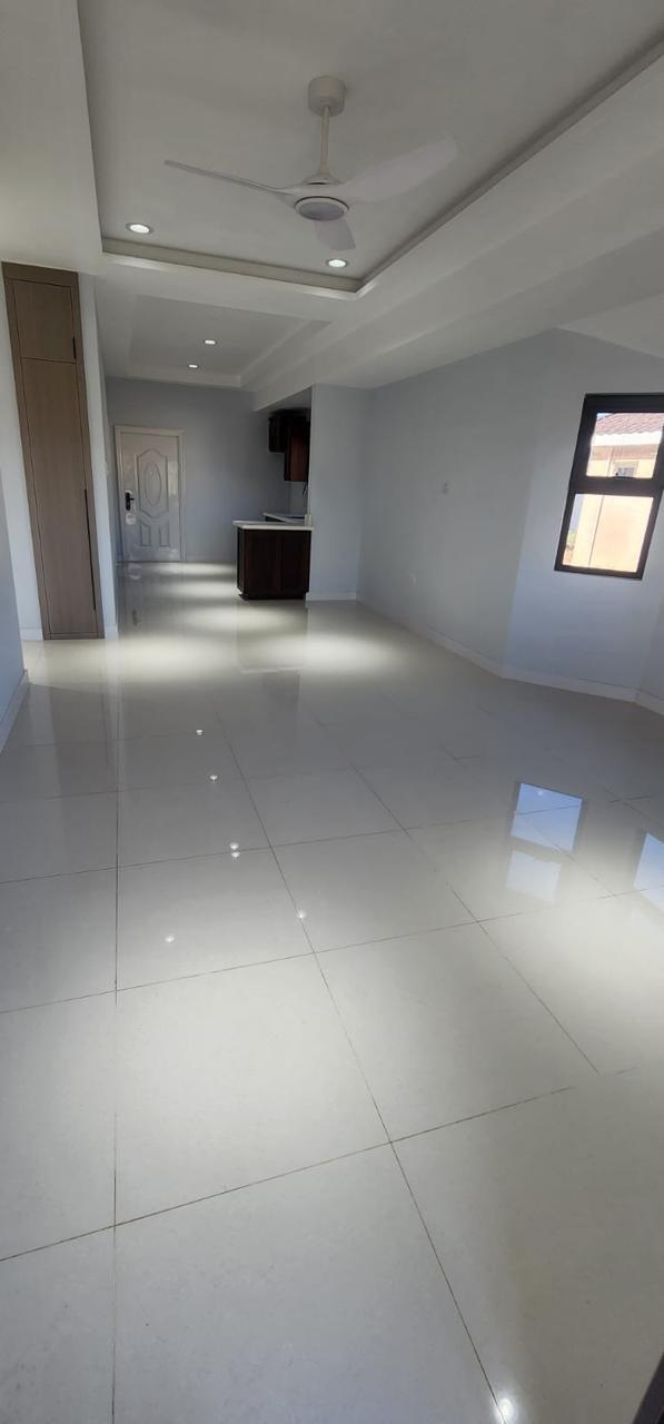 Seventh image of 433 Oak Estate in Portmore Pines, St. Catherine, Jamaica - property is For Rent